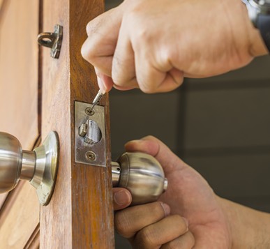Commercial locksmith in charleston